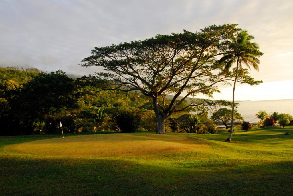 Garden Island Resort Waiyevo Exterior foto